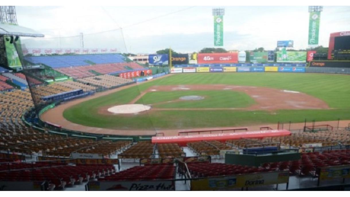 El estadio Quisqueya afectado por incendio volverá la acción el martes