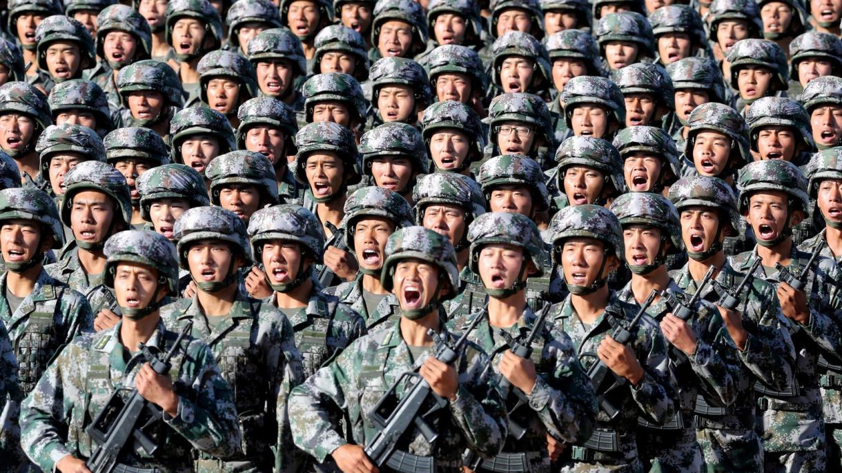 Си Цзиньпин армияга "согушка даяр туруу" буйругун берди