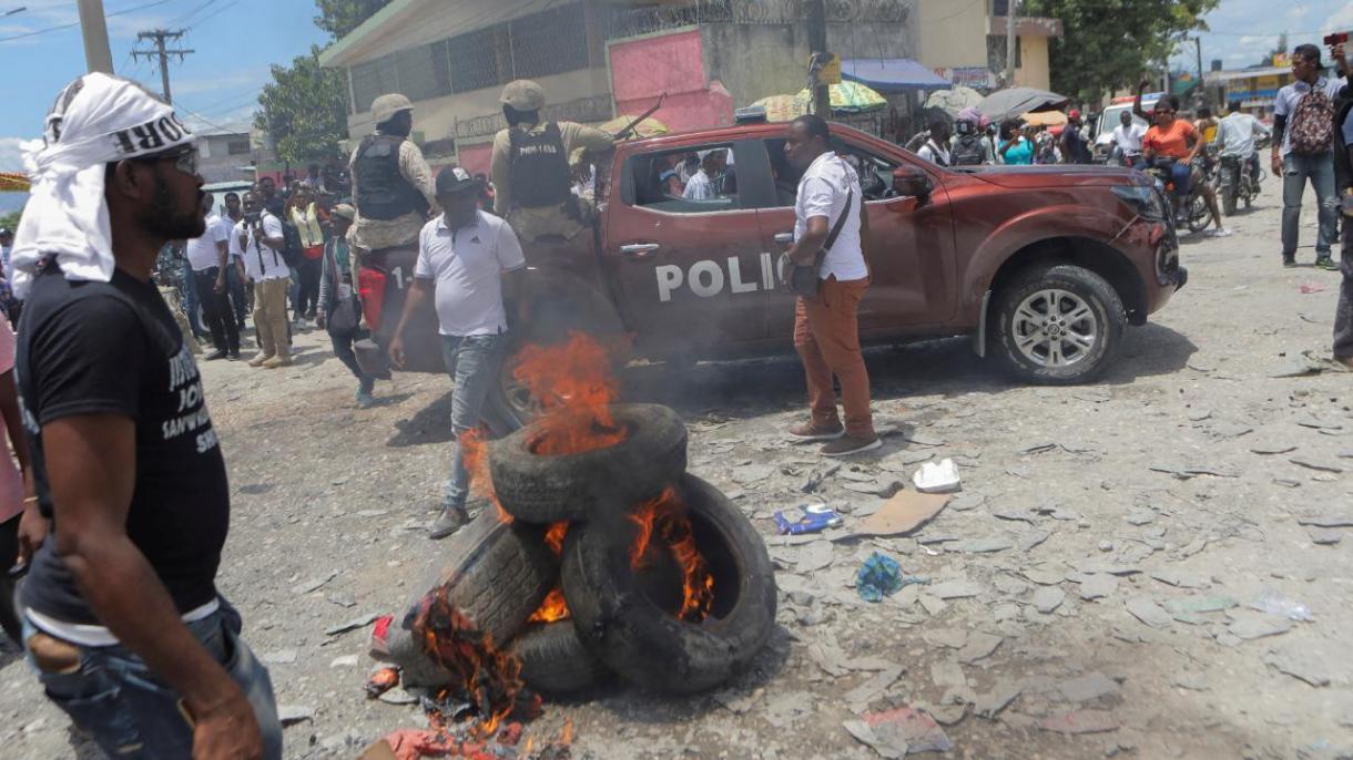 Ataque armado contra autocarro no Haiti causa 10 mortos
