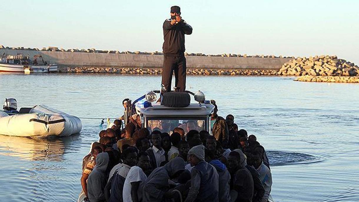نجات پناهجویان در سواحل لیبی