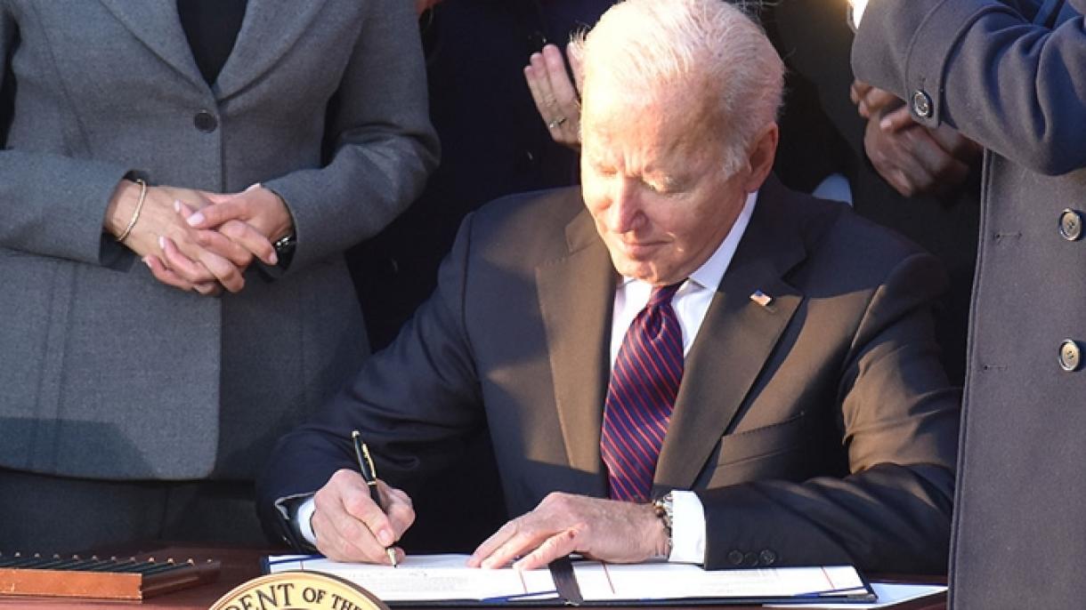 Biden aláírta az NDAA-t