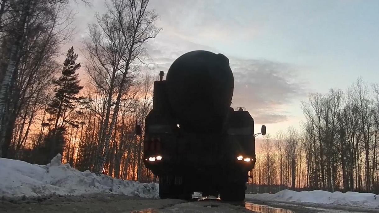 俄罗斯在新西伯利亚地区实施洲际导弹演习