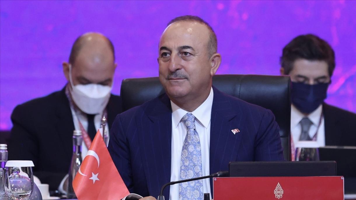 تاکید وزیر امور خارجه ترکیه بر تضعیف چندجانبه‌گرایی با اقدامات یکجانبه بسیاری از کشورها