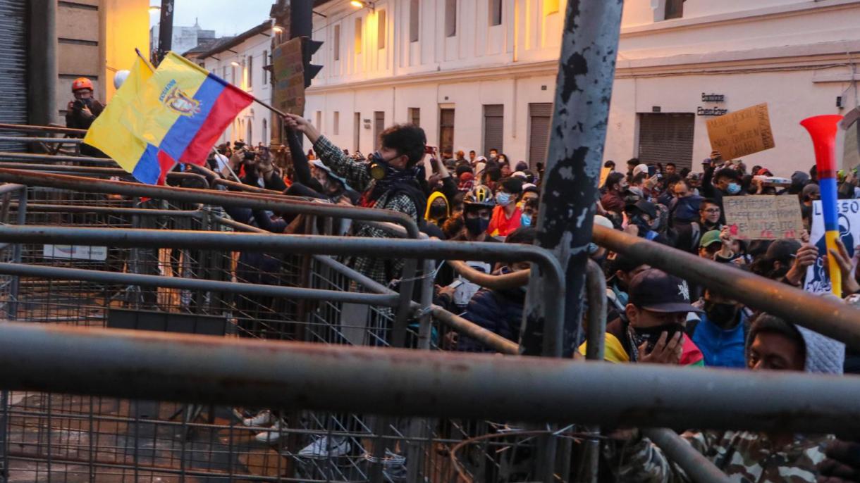 Protestas en Ecuador: 43 heridos y 37 detenidos