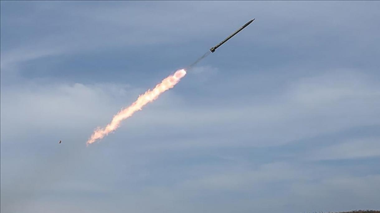 България изпраща на Украйна "дефектни" руски ракети С-300