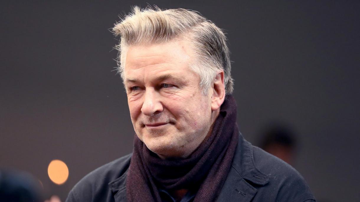 Alec Baldwin ha sparato con una pistola di scena uccidendo direttore della fotografia