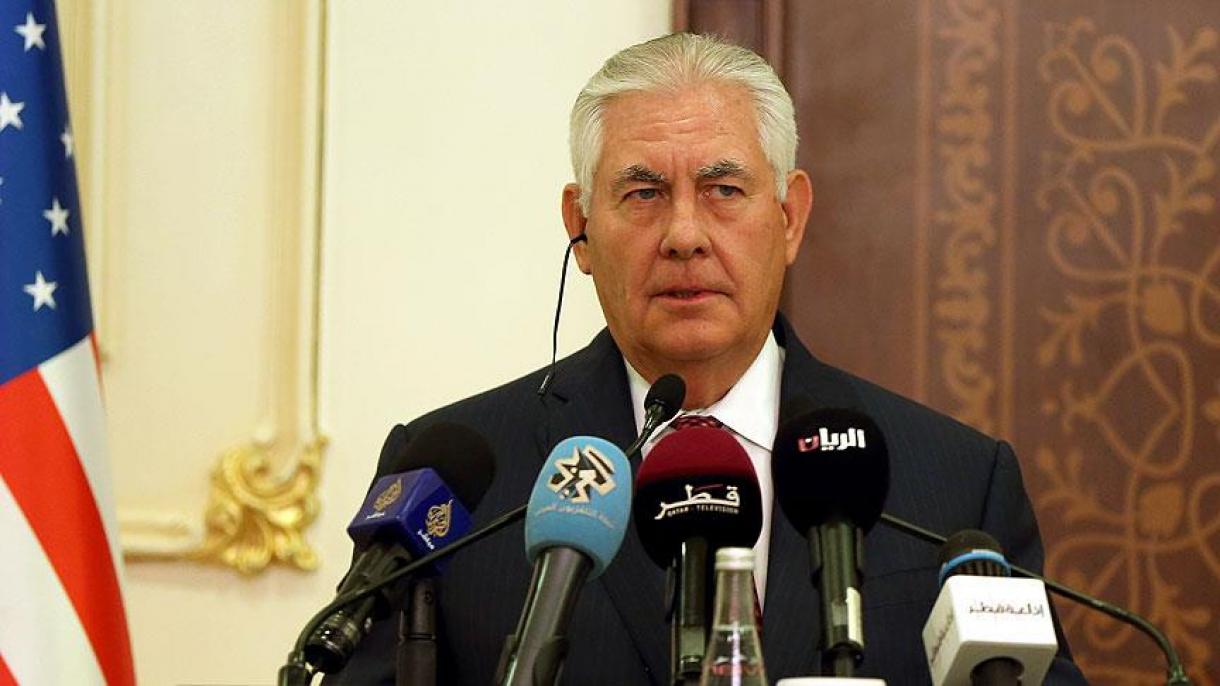Tillerson trata con el príncipe heredero de Bahréin la crisis qatarí