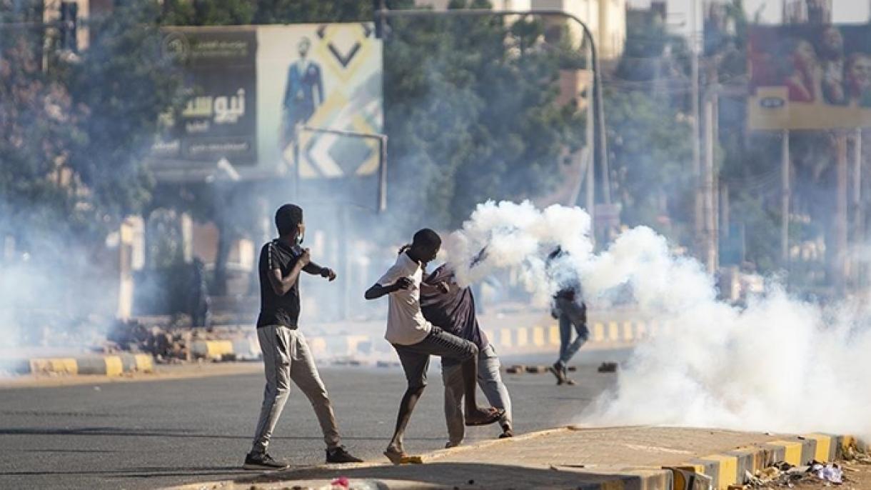 Судандағы ереуілдерде қаза тапқандар саны 23-ке ұласты