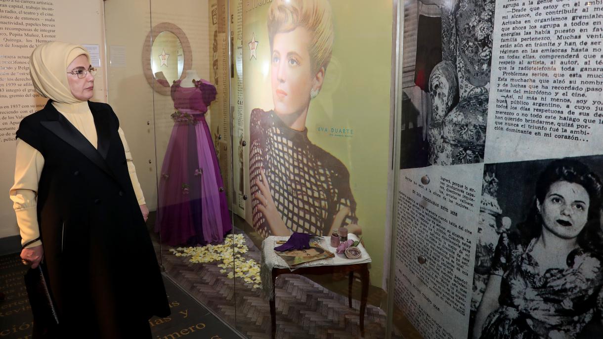 La first lady Erdogan visita il museo di Evita Peron a Buenos Aires