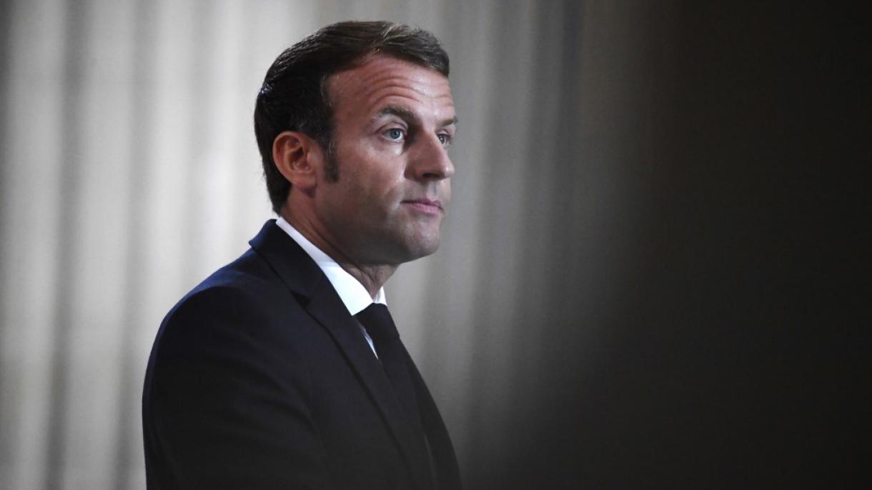 Melenchon: “Macron ha perdido completamente el control de la situación”