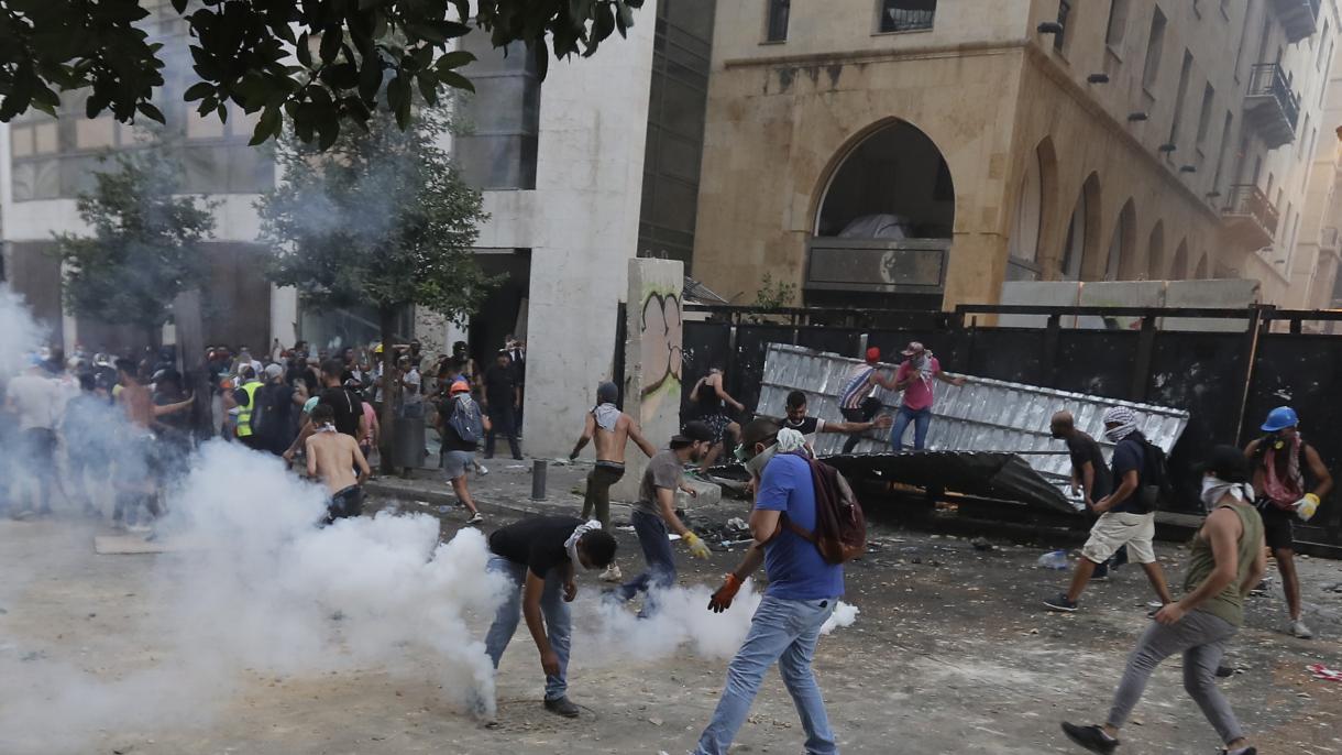 Vazhdojnë protestat në Bejrut pas shpërthimit të fuqishëm të 4 gushtit