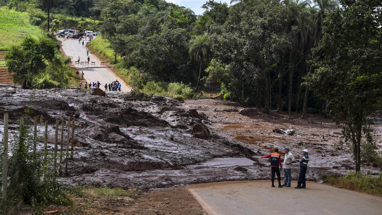 Braziliyädä işelgän damba astında qaluçılarnı çığaralar