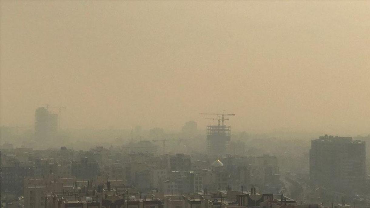 空气污染严重伊朗部分学校和政府机关放假
