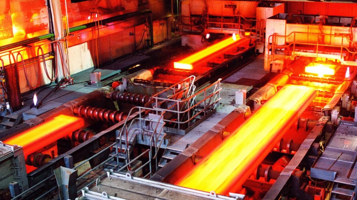 La UE inicia estudio sobre los efectos de los impuestos adicionales de EEUU al sector de acero