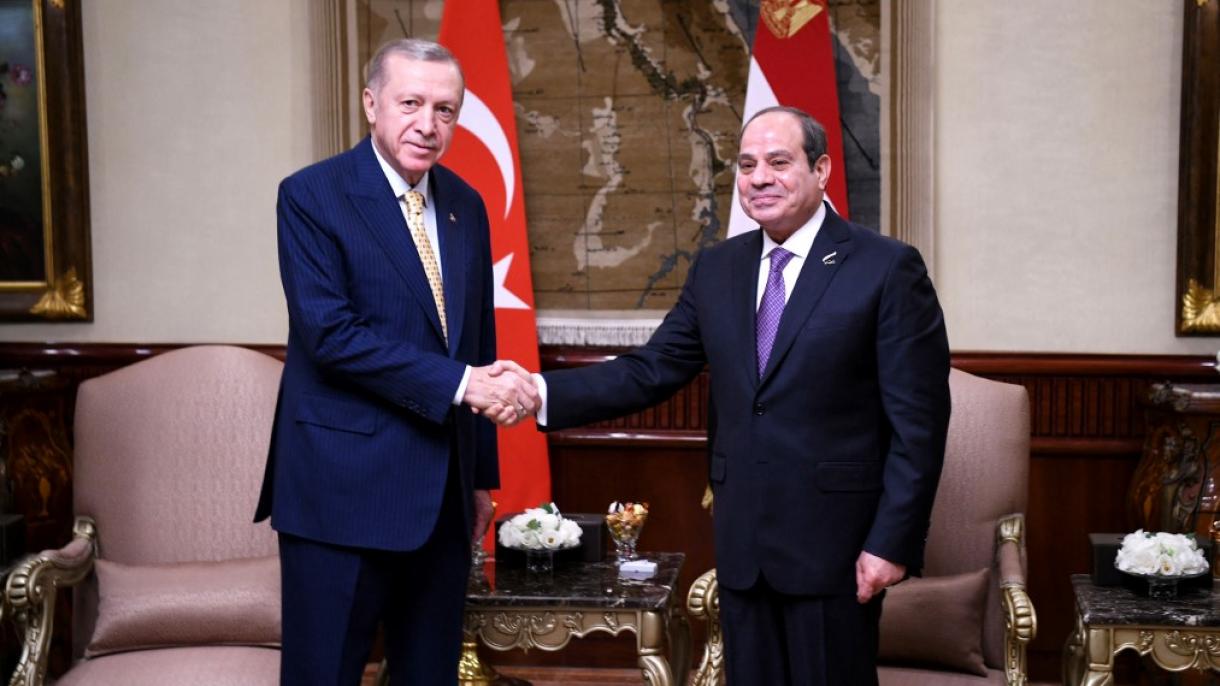 “El encuentro Erdogan-Al Sisi contribuiría a la reconstrucción de Libia”