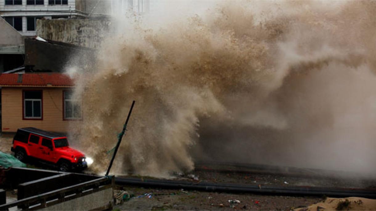 78 muertos y 500 heridos por tormentas en China