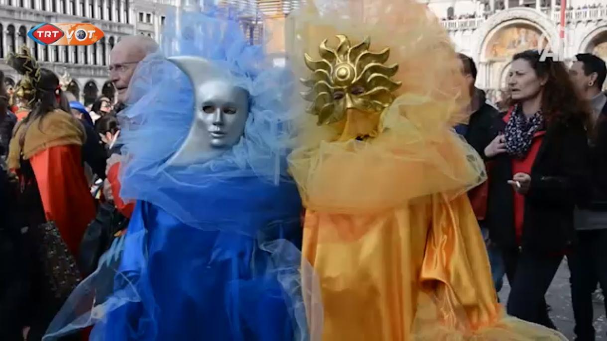 A történelmi Velencei karnevál