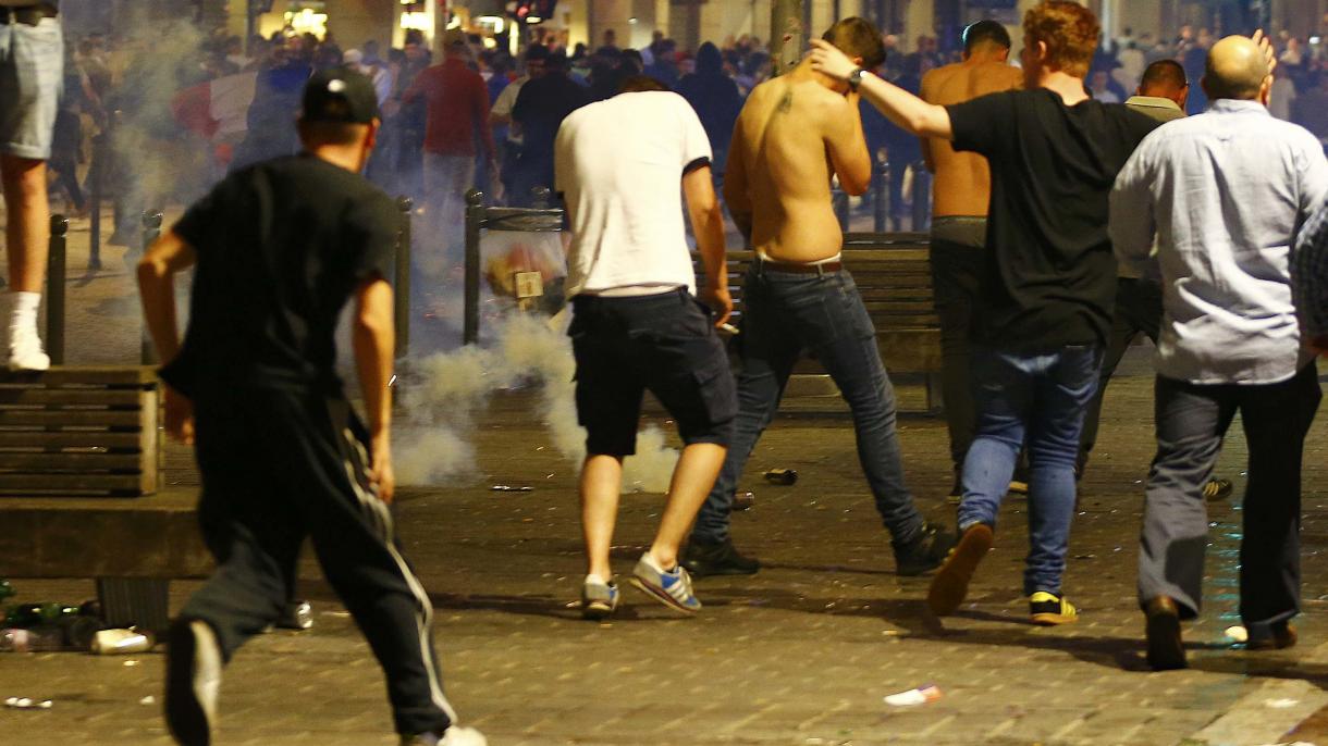 Фудбалските хулигани продолжуваат да предизвикуваат немири и насилства на ЕУРО 2016 во Франција