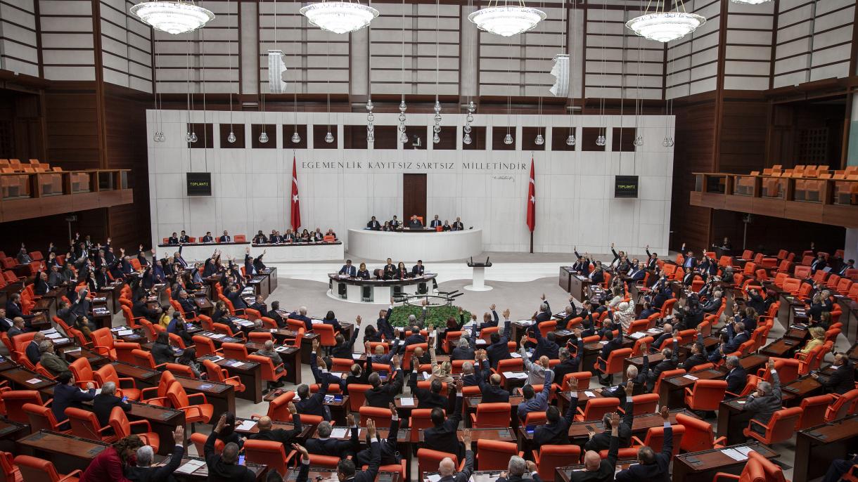 El Parlamento turco condena la resolución adoptada por el Senado de EEUU