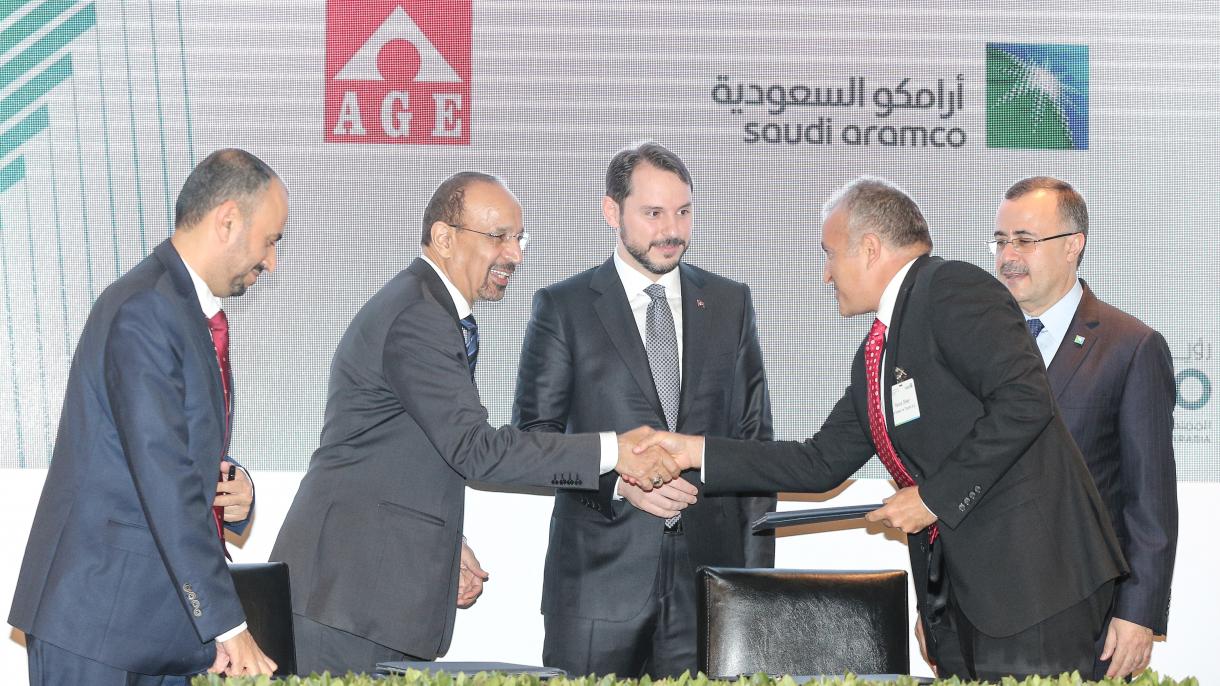 Η μεγαλύτερη εταιρεία πετρελαίου ανά τον κόσμο υπέγραψε συμφωνία συνεργασίας με τουρκικές εταιρείες