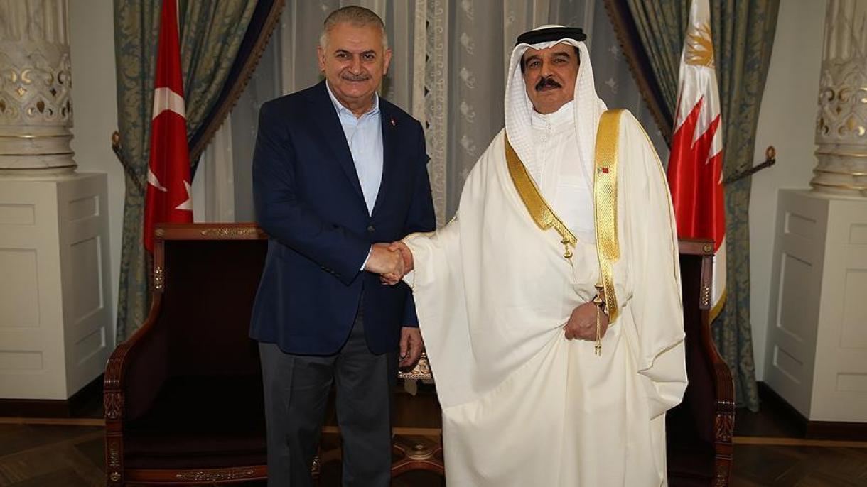 Turquie: Le PM Yildirim tient une réunion avec le roi de Bahreïn à Istanbul