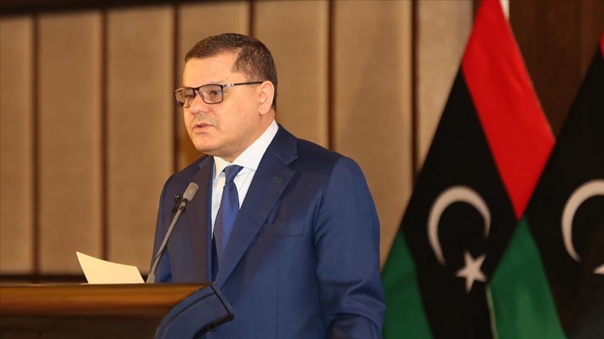 Либийският премиер Дибейбе заяви че ще остане на поста до провеждането на избори...