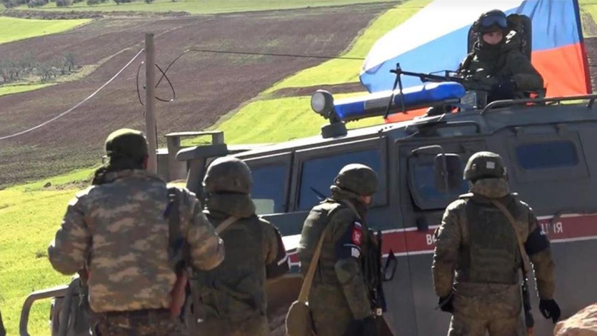 La prima pattuglia di polizia militare russa nel nord della Siria