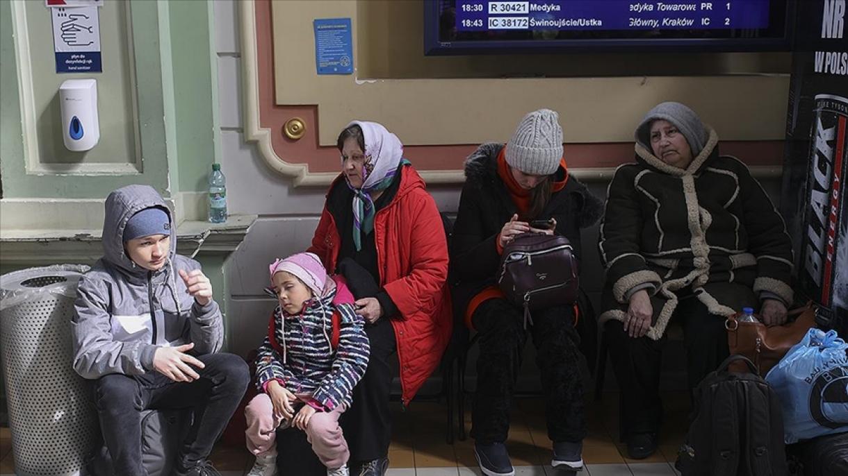 پولند میلیونلب اوکراینلیک قاچقین نینگ قبول قیلیشلری ممکن ایکن لیگینی بیلدیردی