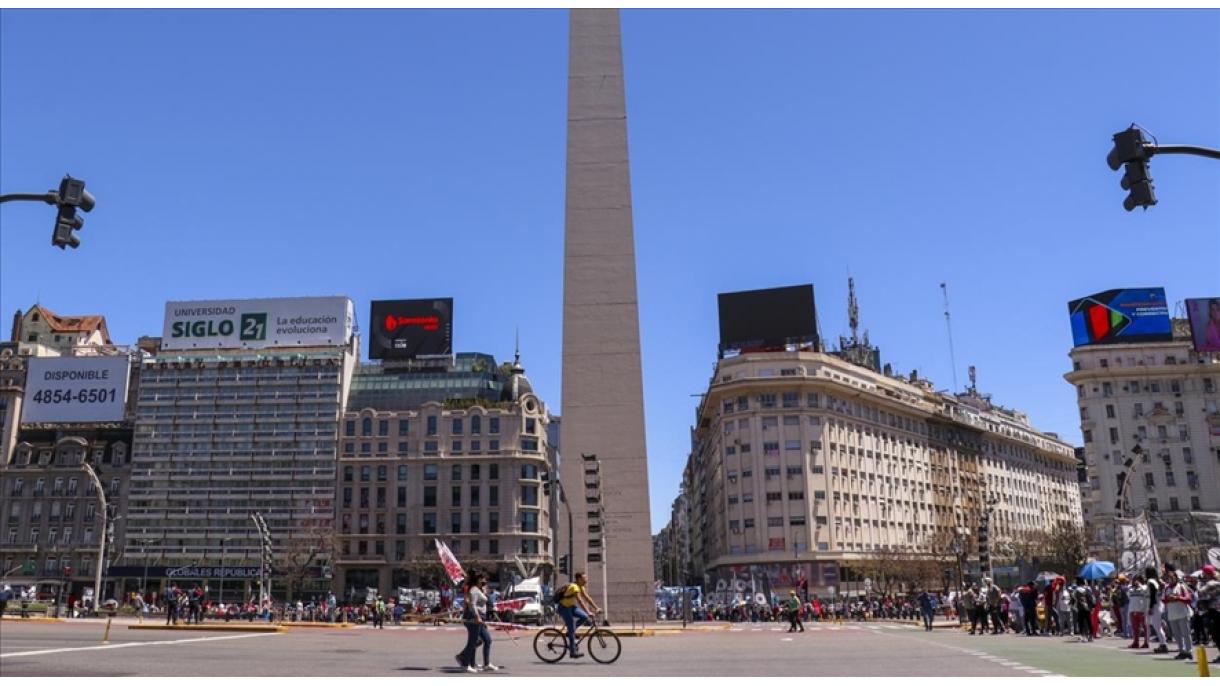 La inflación en Argentina aumentó 3,3 por ciento en mayo