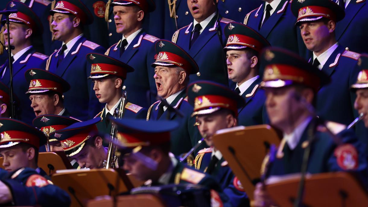 کنسرت گروه کر و رقص الکساندروف ارتش سرخ روسیه در استانبول