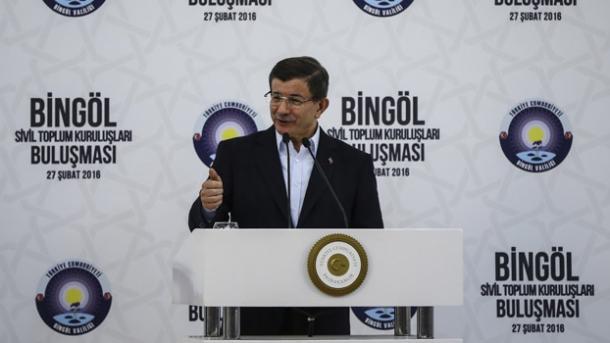 Davutoglu revela la filosofía del Partido AK