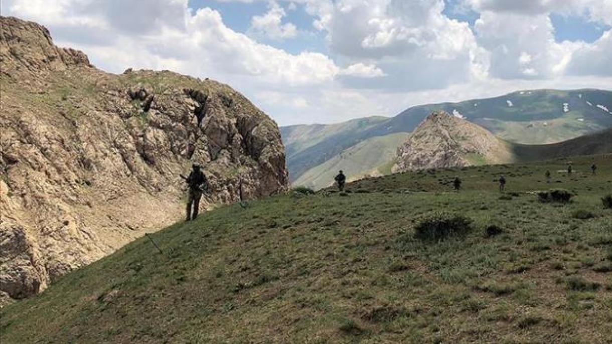 Hakkarida PKK terror tashkiloti 1 askarni shahid qildi