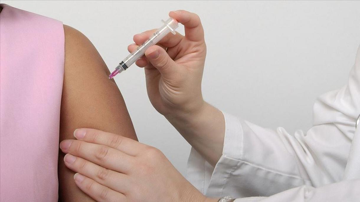 Uma empresa chinesa aplicou a vacina Covid-19 sem autorização aos funcionários