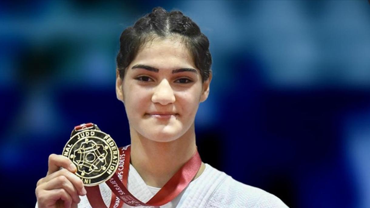 La turca Sinem Oruç obtiene trofeo del Campeonato Europeo Junior de Judo