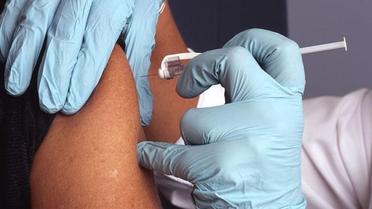 AstraZeneca обяви, че е допусната грешка при дозирането на ваксината срещу COVID-19