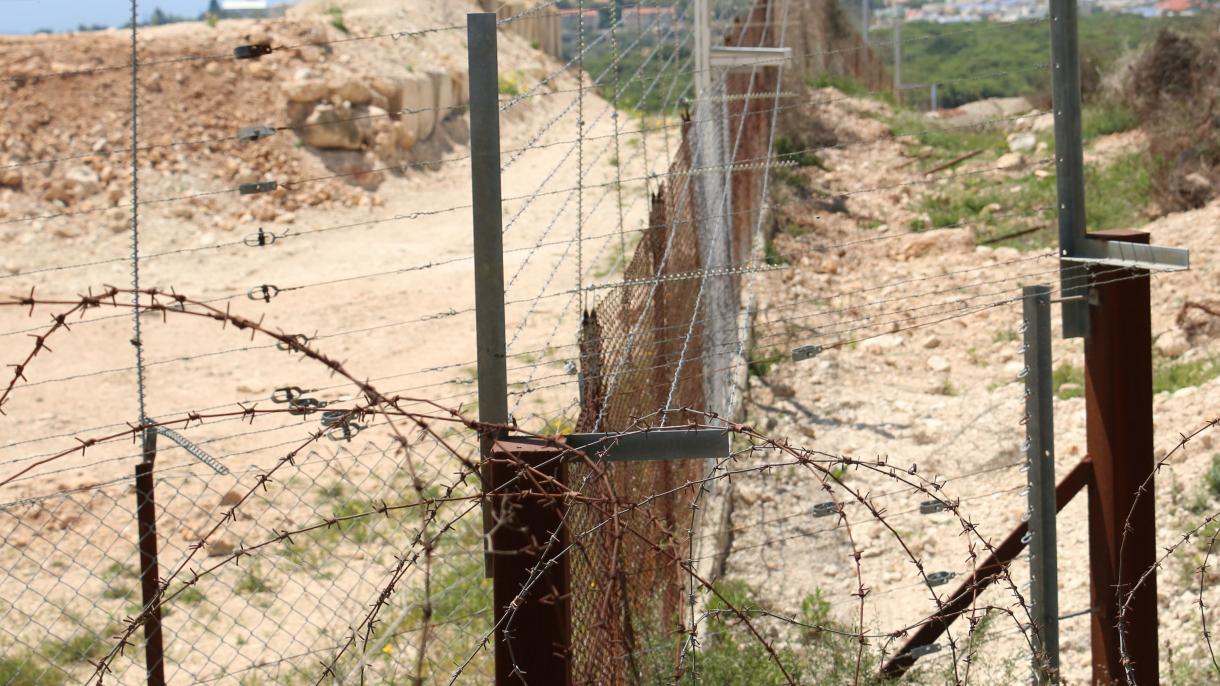 Ισραηλινό συρματόπλεγμα στα ανατολικά σύνορα της Γάζας