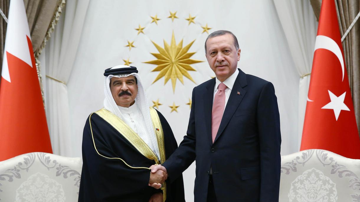 Эрдоган Бахрейндин королун тосуп алды