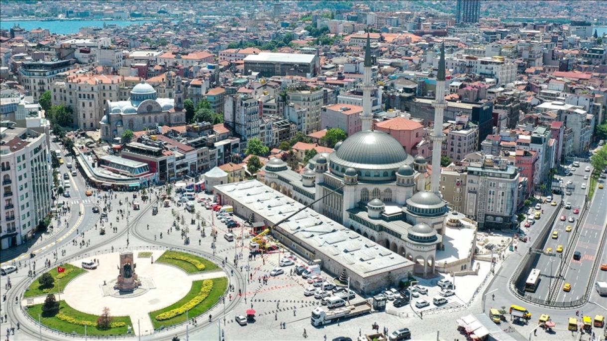 Taksim Camii.jpg