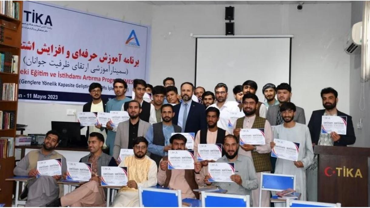 تورکیه برای جوانان افغانستان در هرات کارگاه آموزش حرفه‌ای برگزار کرد