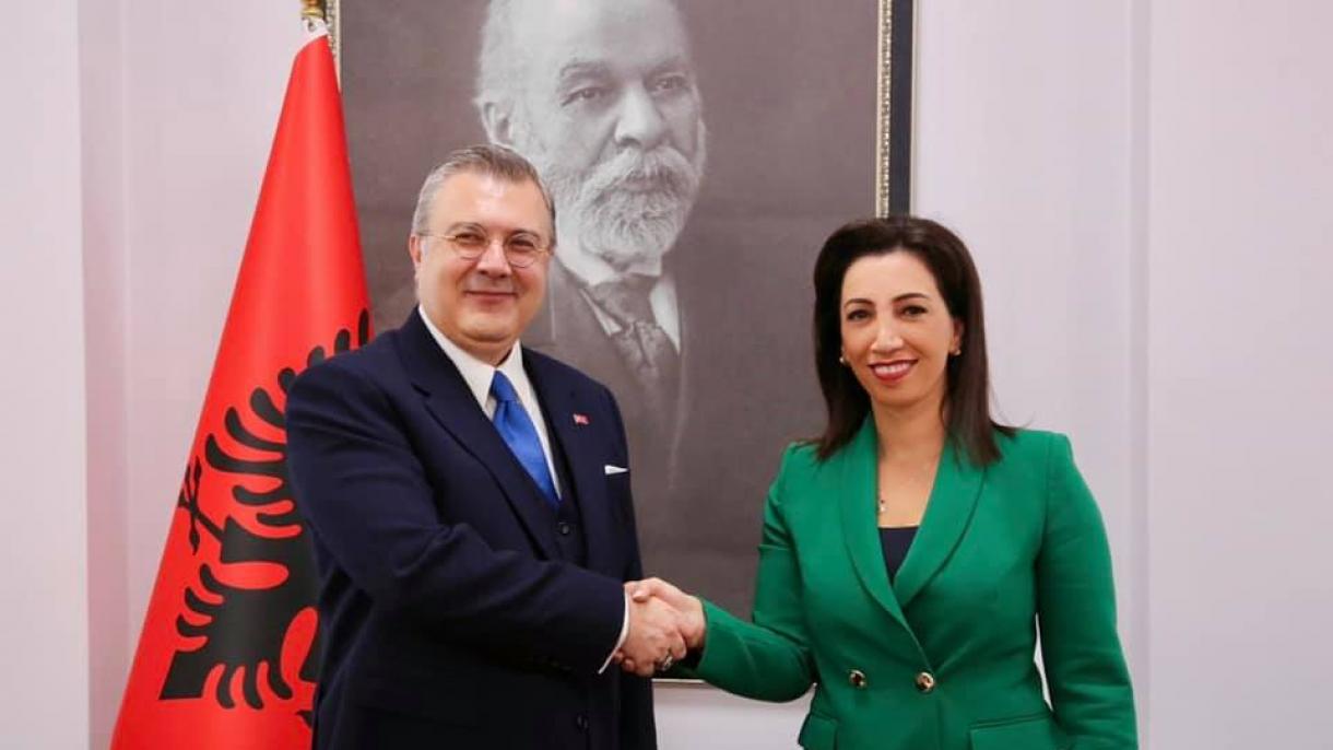Shqipëri-Turqi, thellim i bashkëpunimit në fushën e arsimit dhe sportit