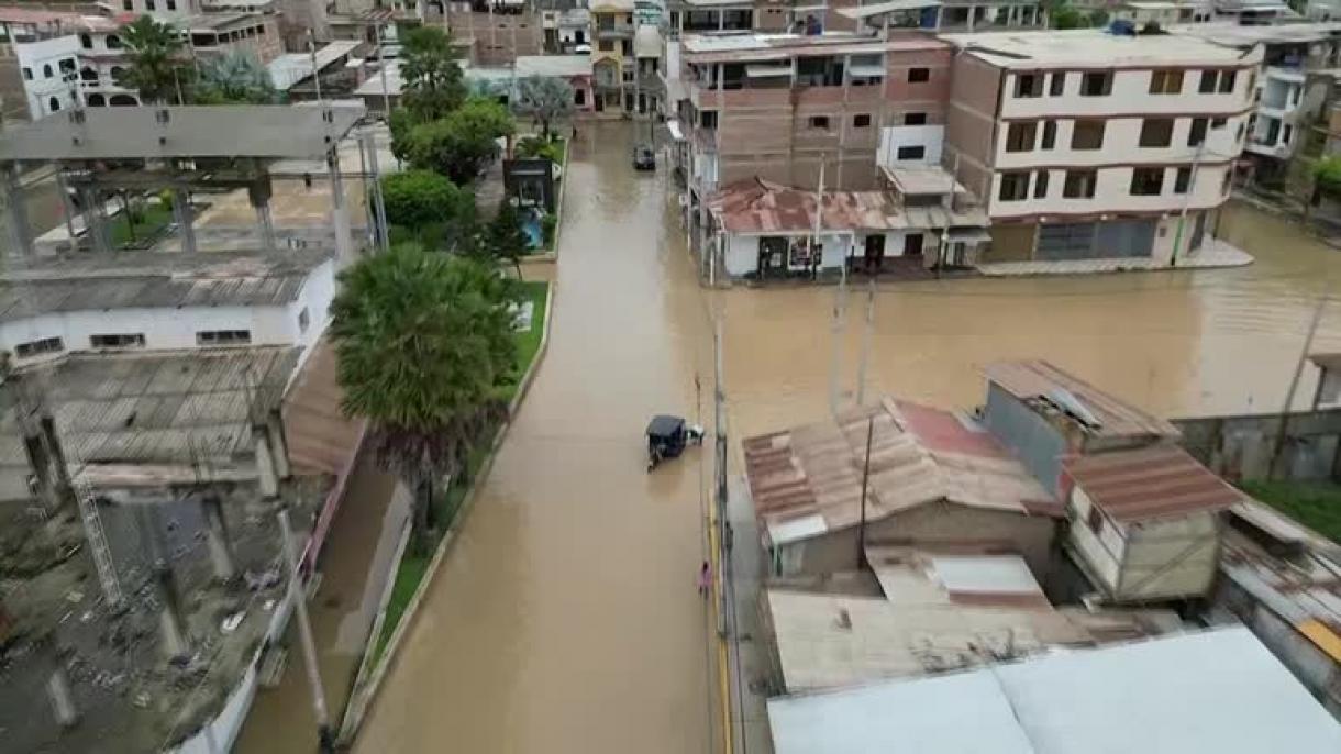 秘鲁受飓风肆虐:65人死亡