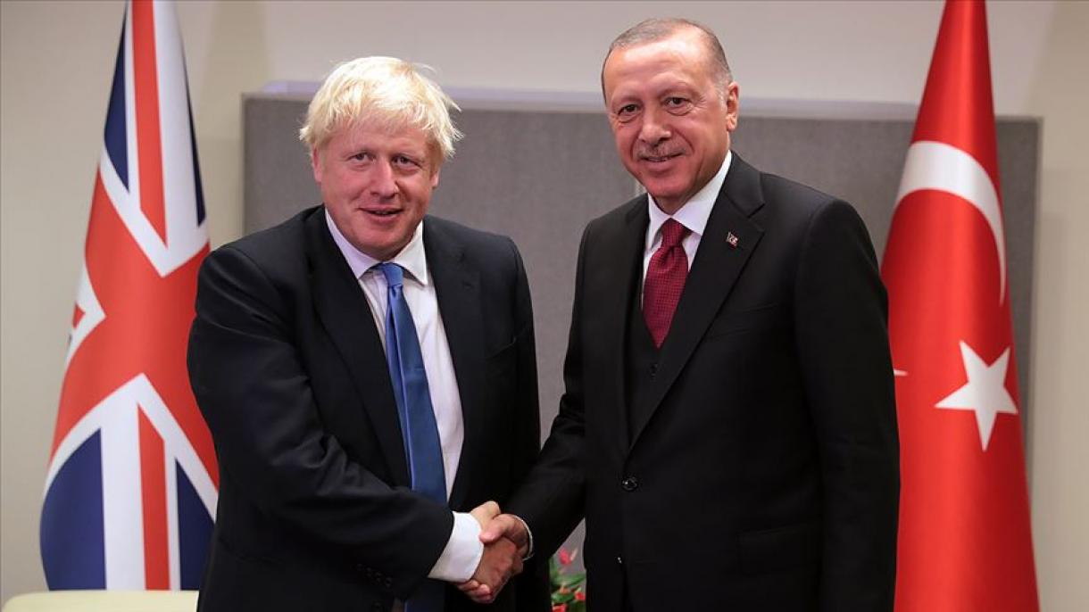 Turkiya prezidenti Rajap Tayyip Erdo'g'an Boris Jonson bilan muloqot qildi