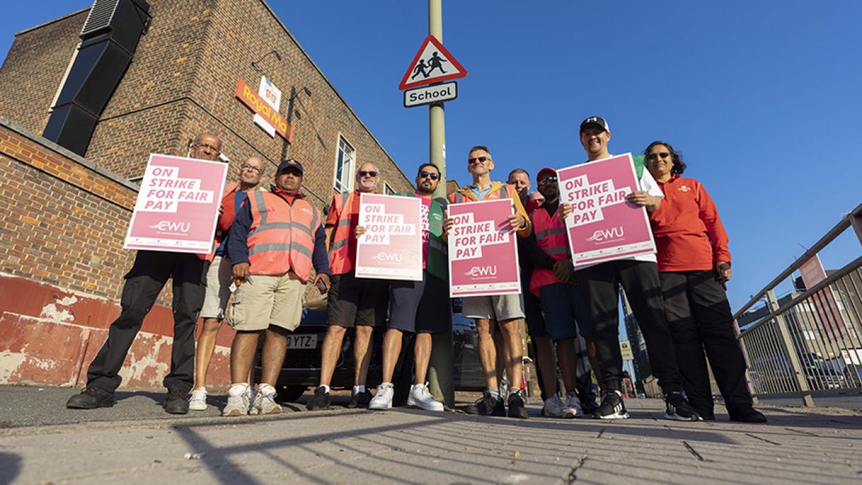 英国邮政员工罢工