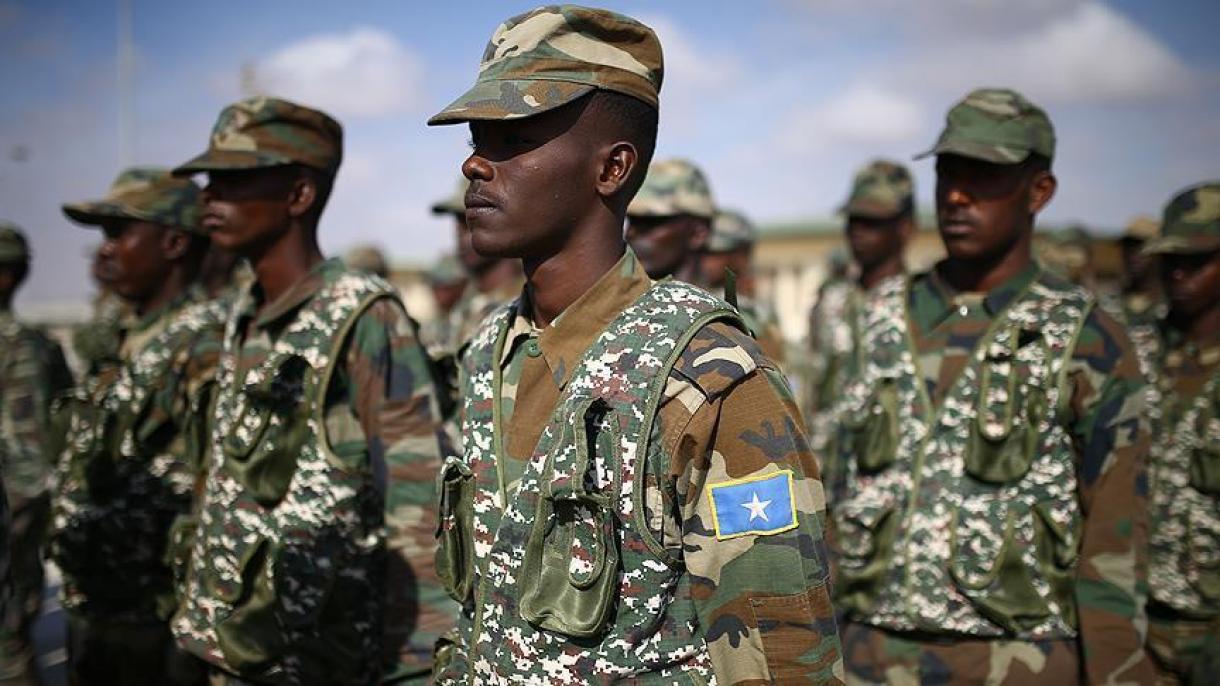 صومالیہ: فوجی گاڑی بارودی سرنگ سے ٹکراگئی،10 فوجی ہلاک