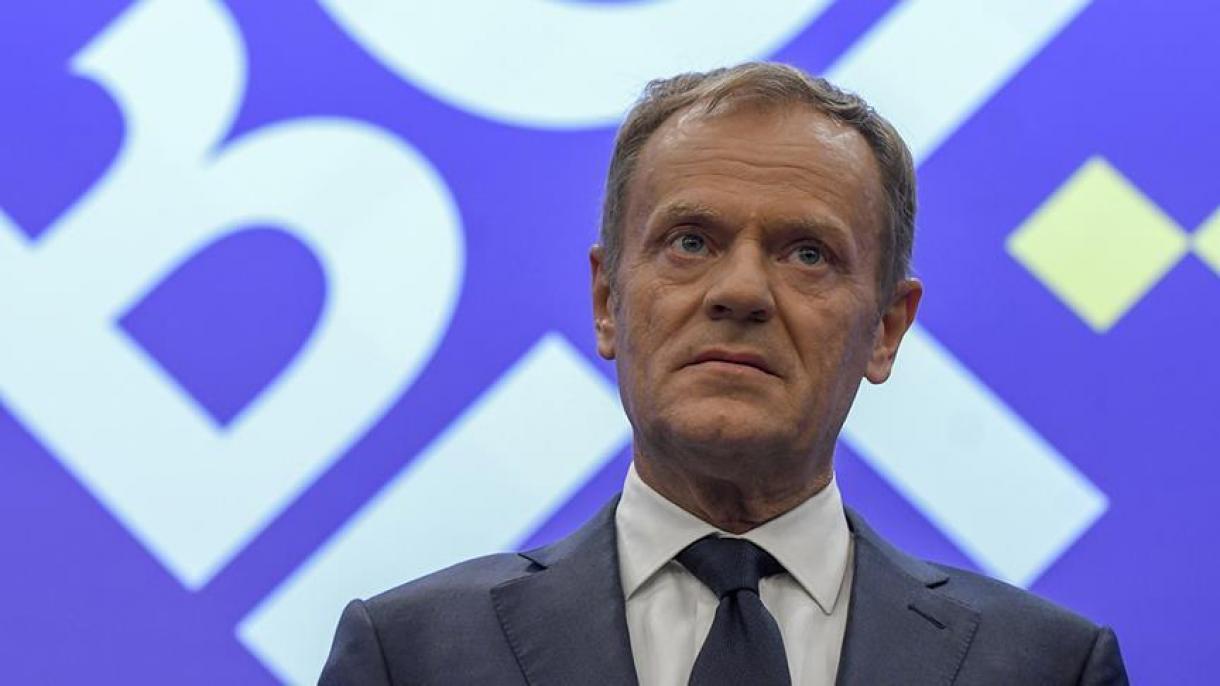 Donald Tusk söwda söweşleriniň öňüniň alynmagy barada çagyryş berdi