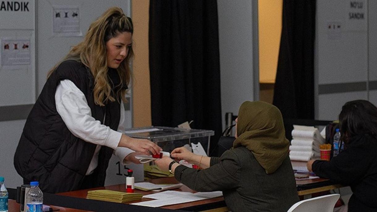 غیر ممالک میں ترک باشند وں کا ووٹ کاسٹ کرنے کا سلسلہ جاری