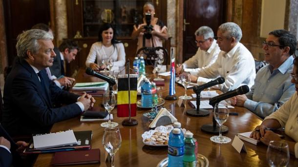 Raúl Castro se reúne con ministro de Exteriores de Bélgica, de visita en Cuba
