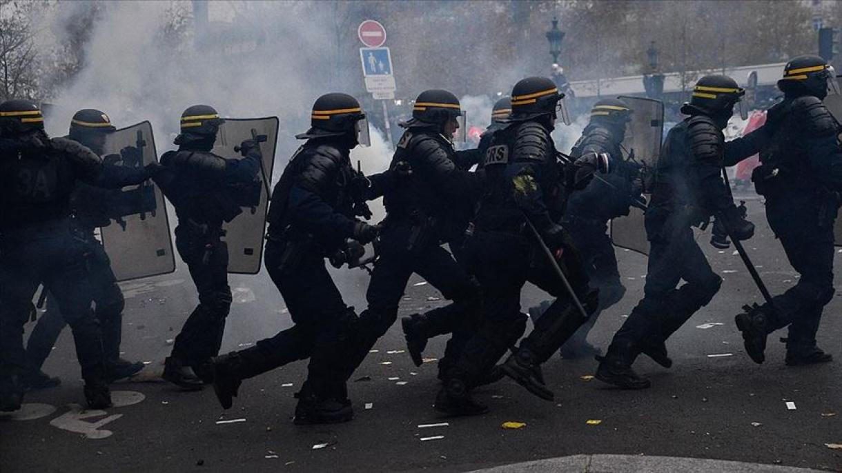 Continuam os protestos a e greve na França