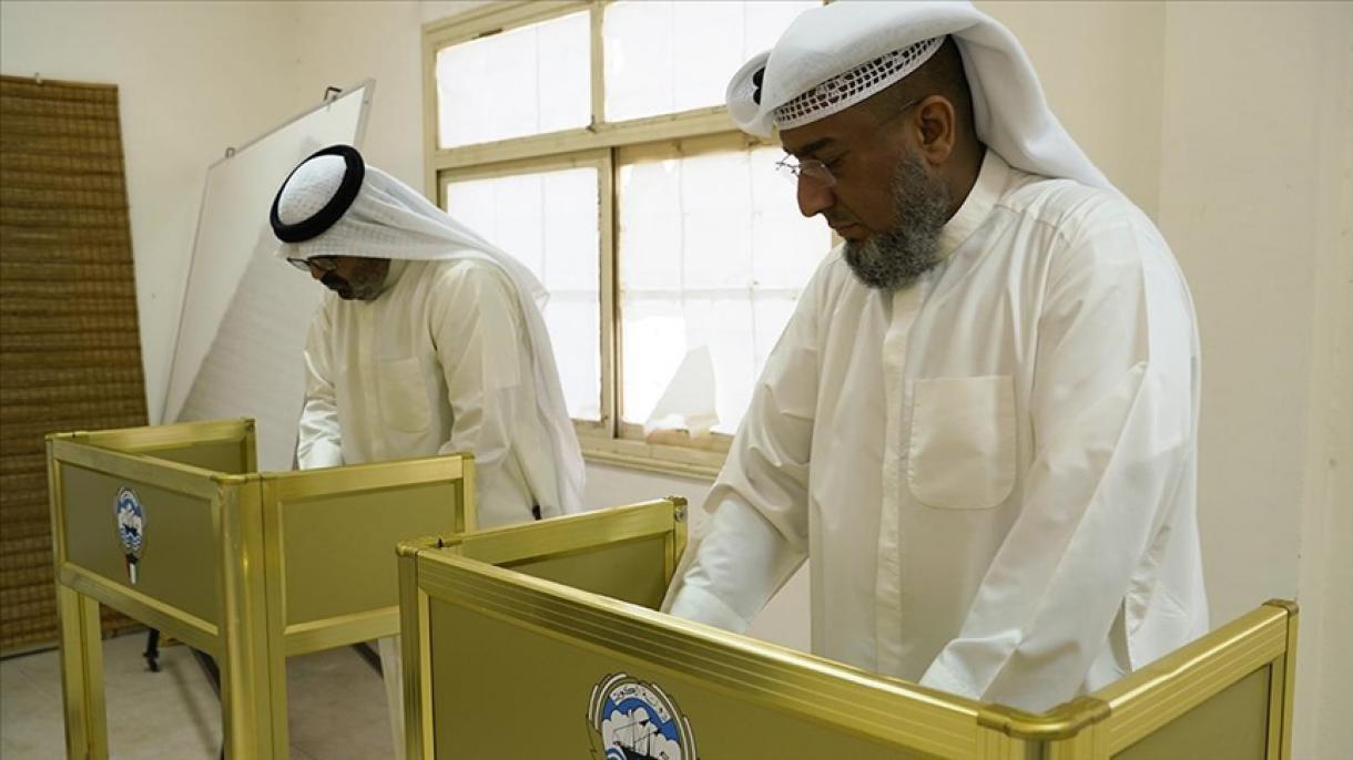 科威特今天举行议会选举