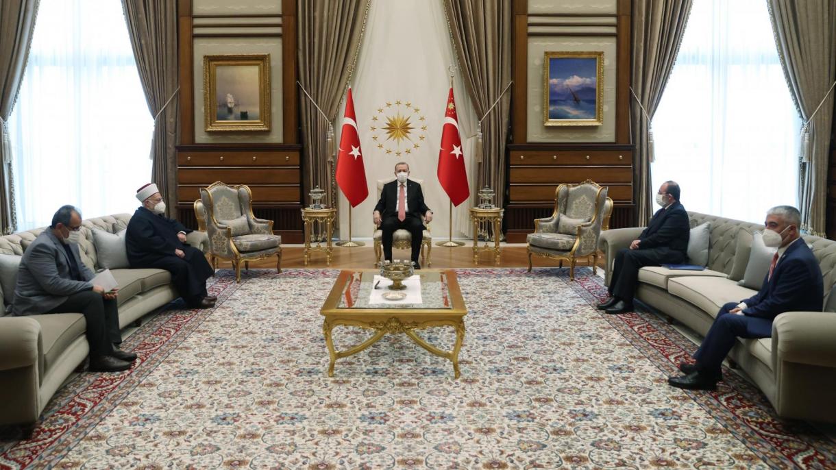Prezident Erdogan Aksa Metjidiniň ymamy Ikrimi Sabrini kabul etdi